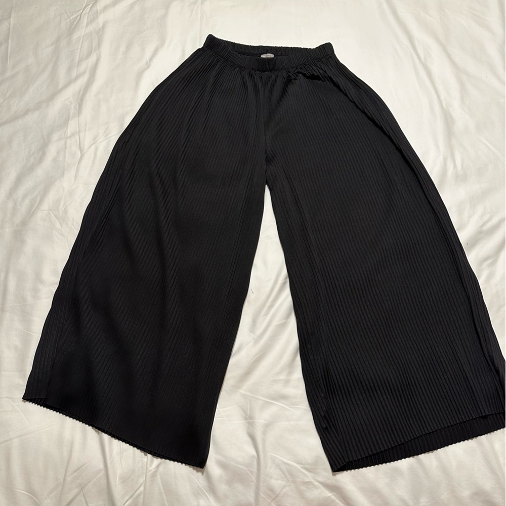 ASOS Ribbed Cropped Flowy Pant